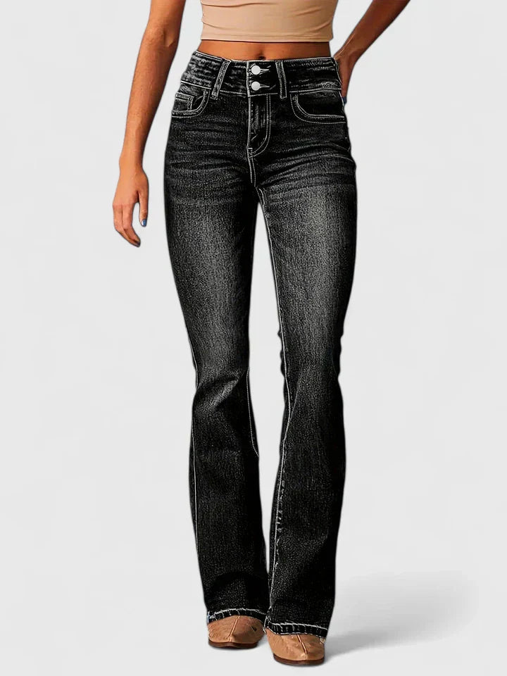 Davellia | Women’s Minimal Straight Fit Jeans