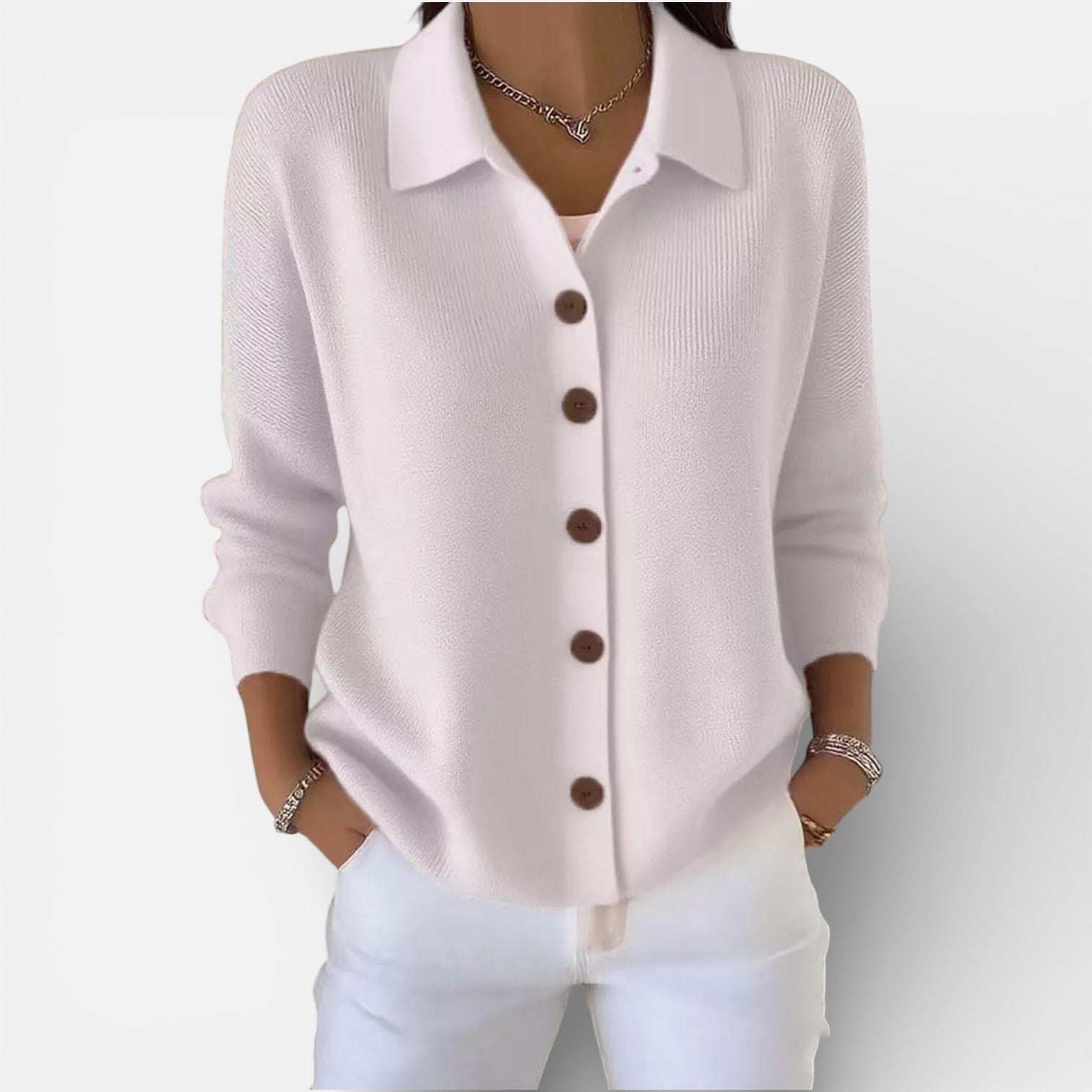 Davellia | Elegant Blouse