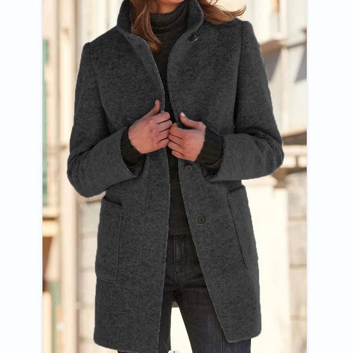 Davellia | Sleek Windbreaker Coat