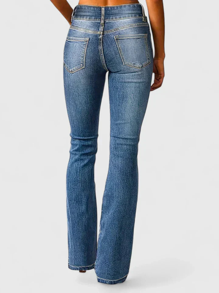 Davellia | Women’s Minimal Straight Fit Jeans
