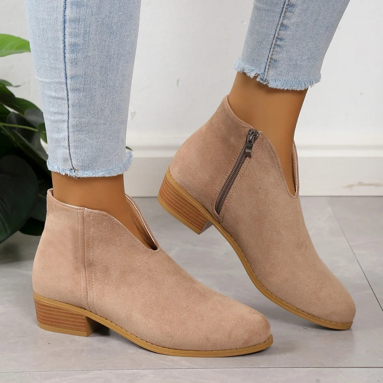 Davellia | Women’s Leopard Print Ankle Boots with Zipper