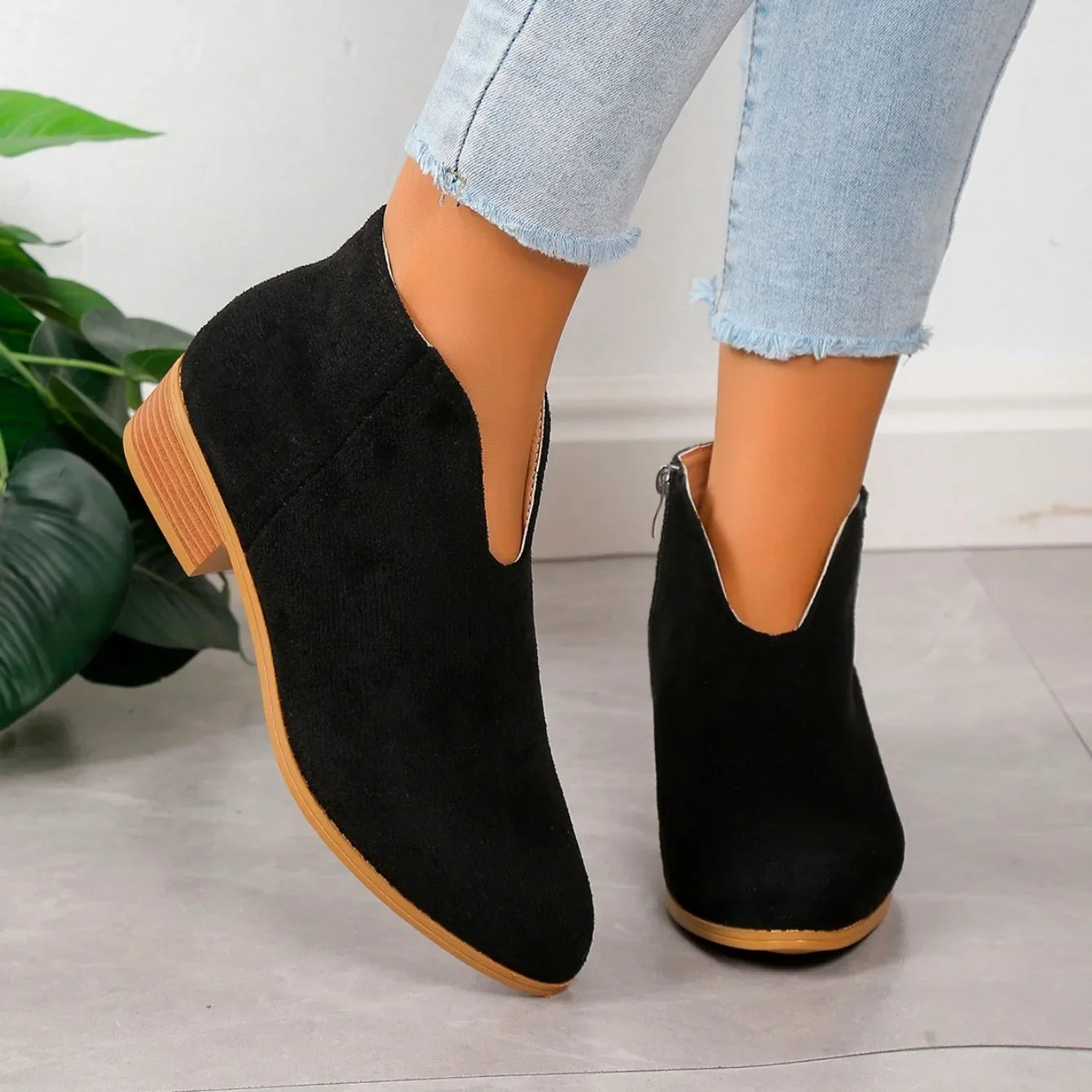 Davellia | Women’s Leopard Print Ankle Boots with Zipper