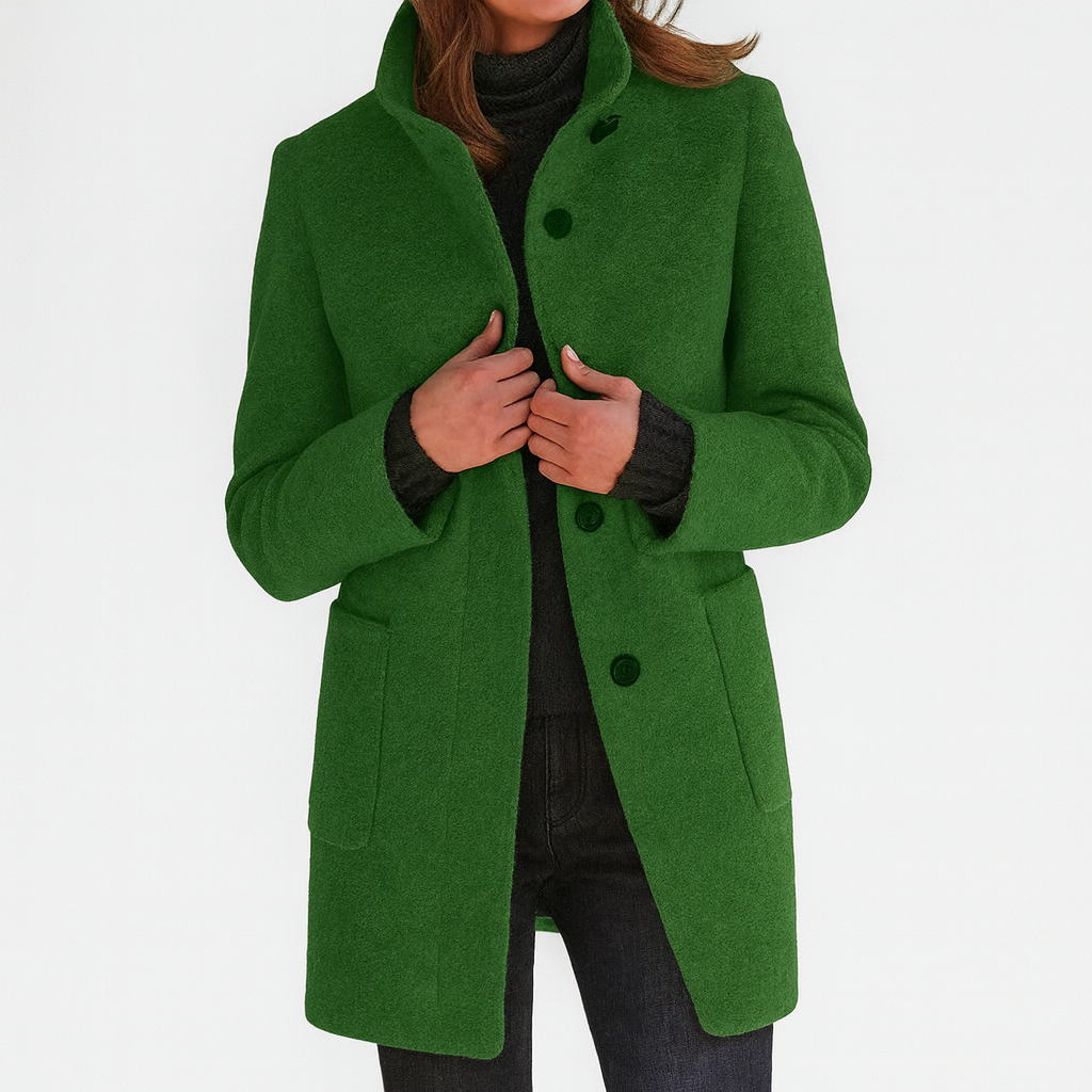 Davellia | The High-Collar Coat