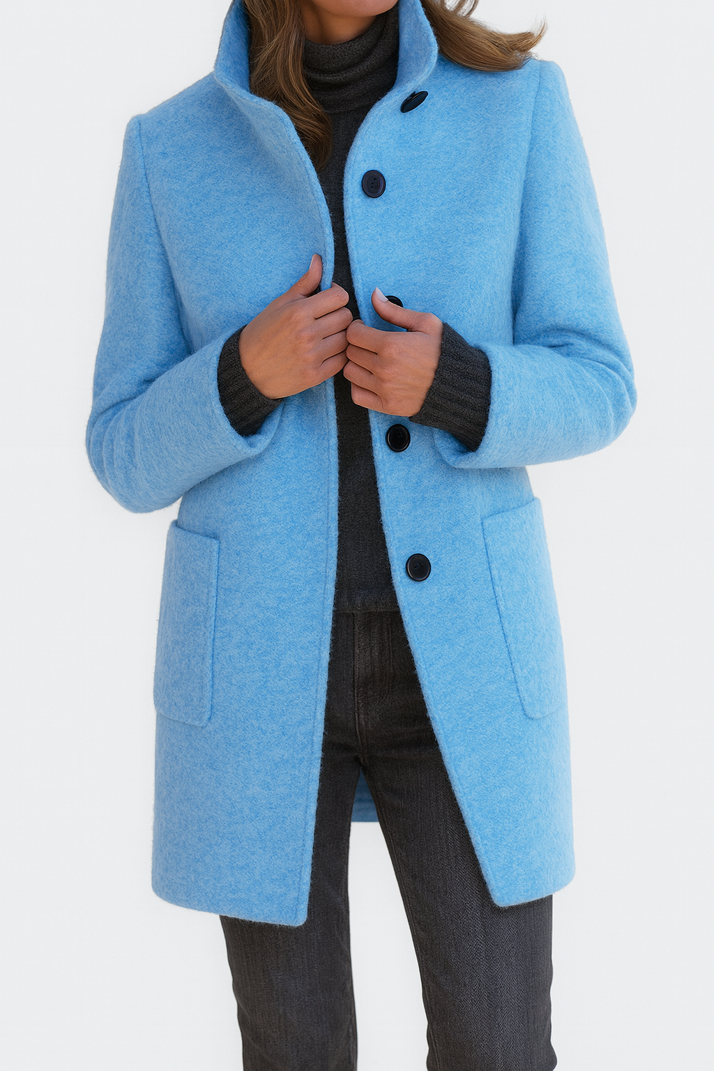 Davellia | The High-Collar Coat