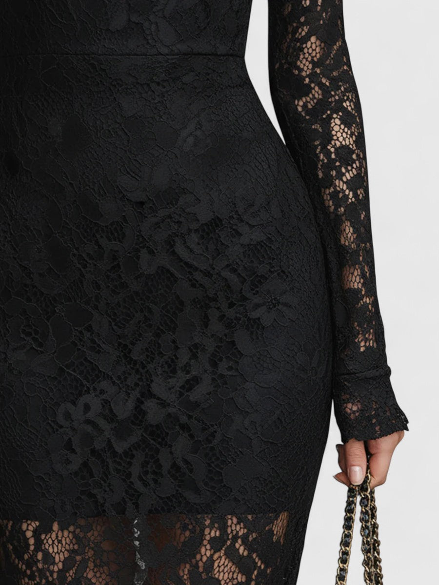 Davellia | Elegant Black Maxi Dress With Lace