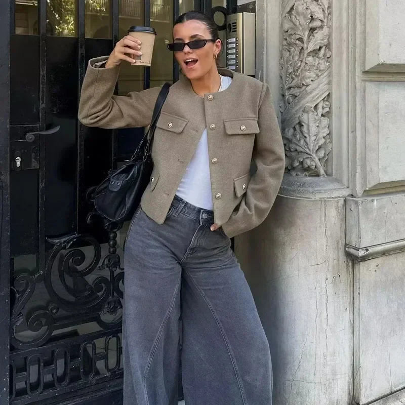 Davellia | Women's Cropped Blazer Jacket