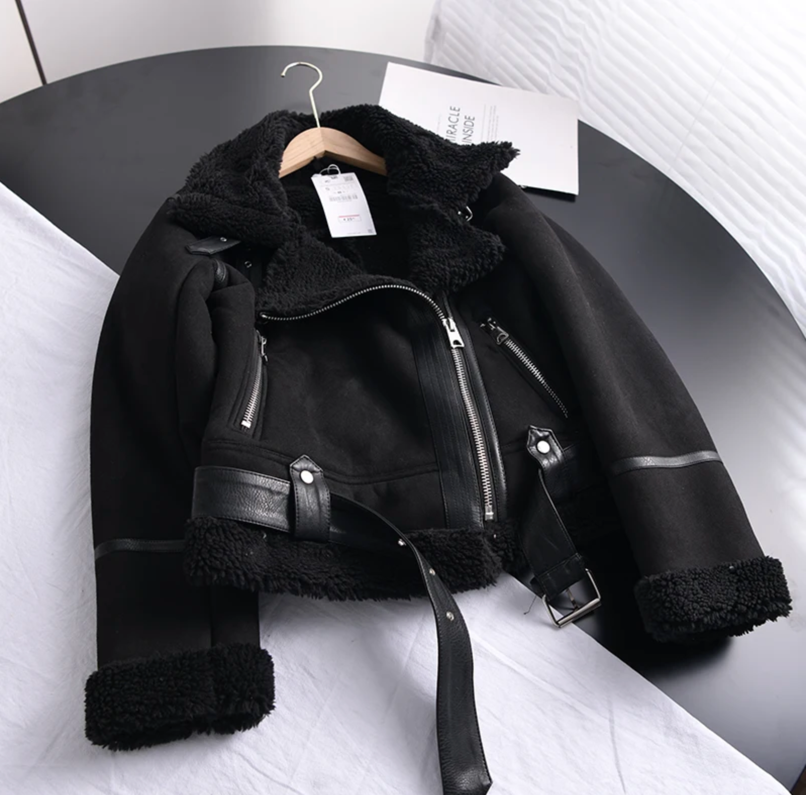 Davellia | Women’s Chic Shearling-Lined Moto Jacket