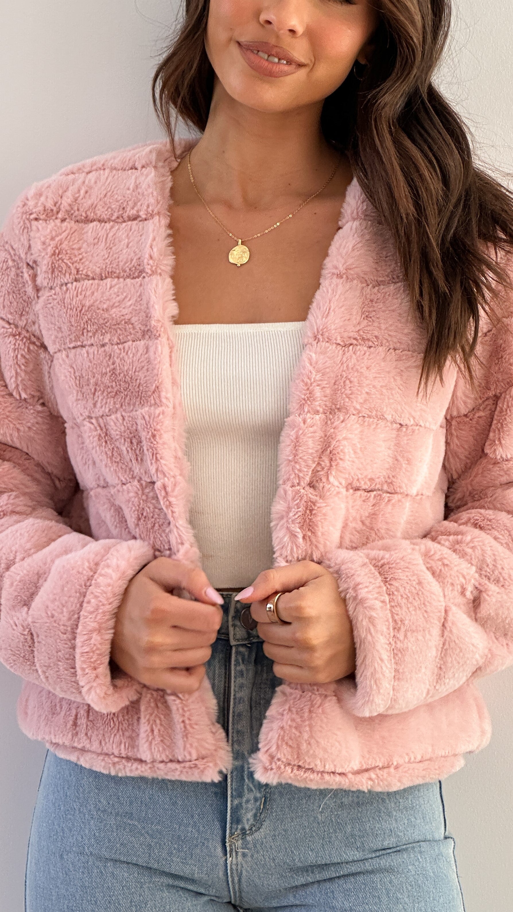 Davellia | Women’s Chic Faux Fur Evening Jacket
