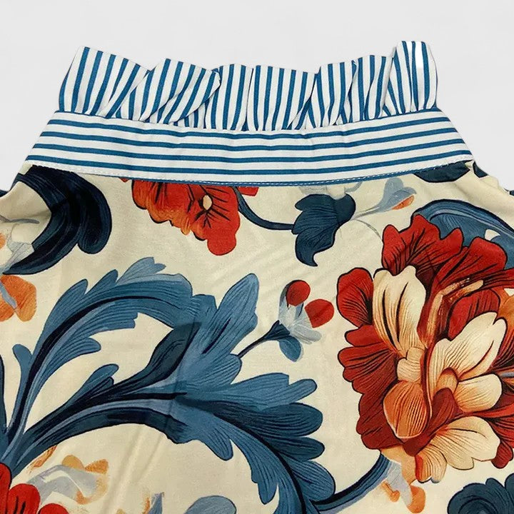 Davellia | Elegant Flower Blouse