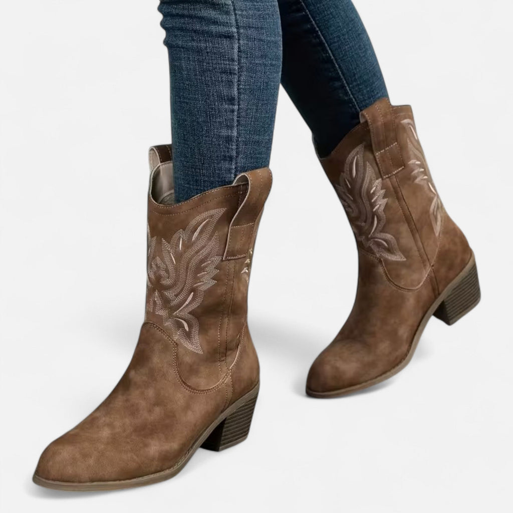 Davellia | Women’s Suede Cowboy Boots – Vintage Chunky Heel