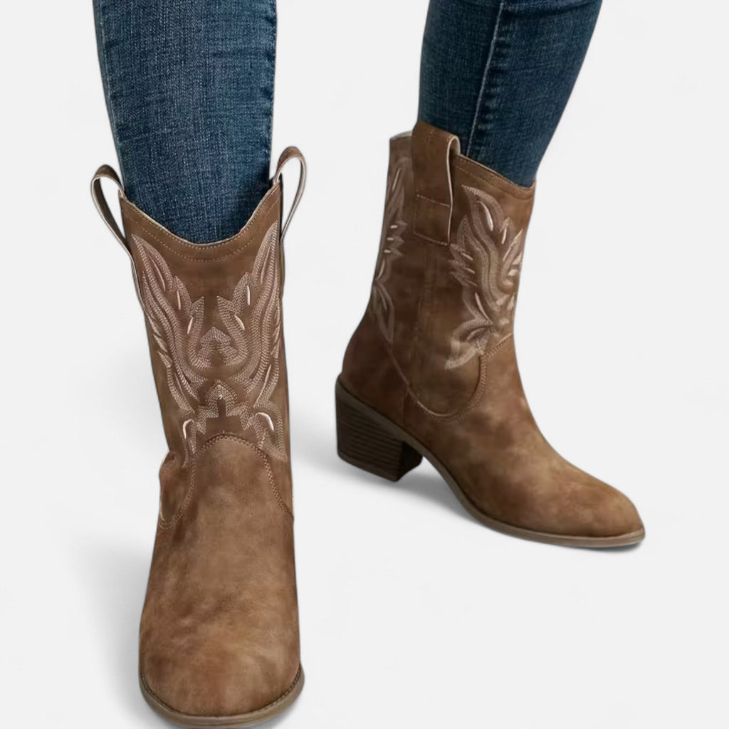 Davellia | Women’s Suede Cowboy Boots – Vintage Chunky Heel