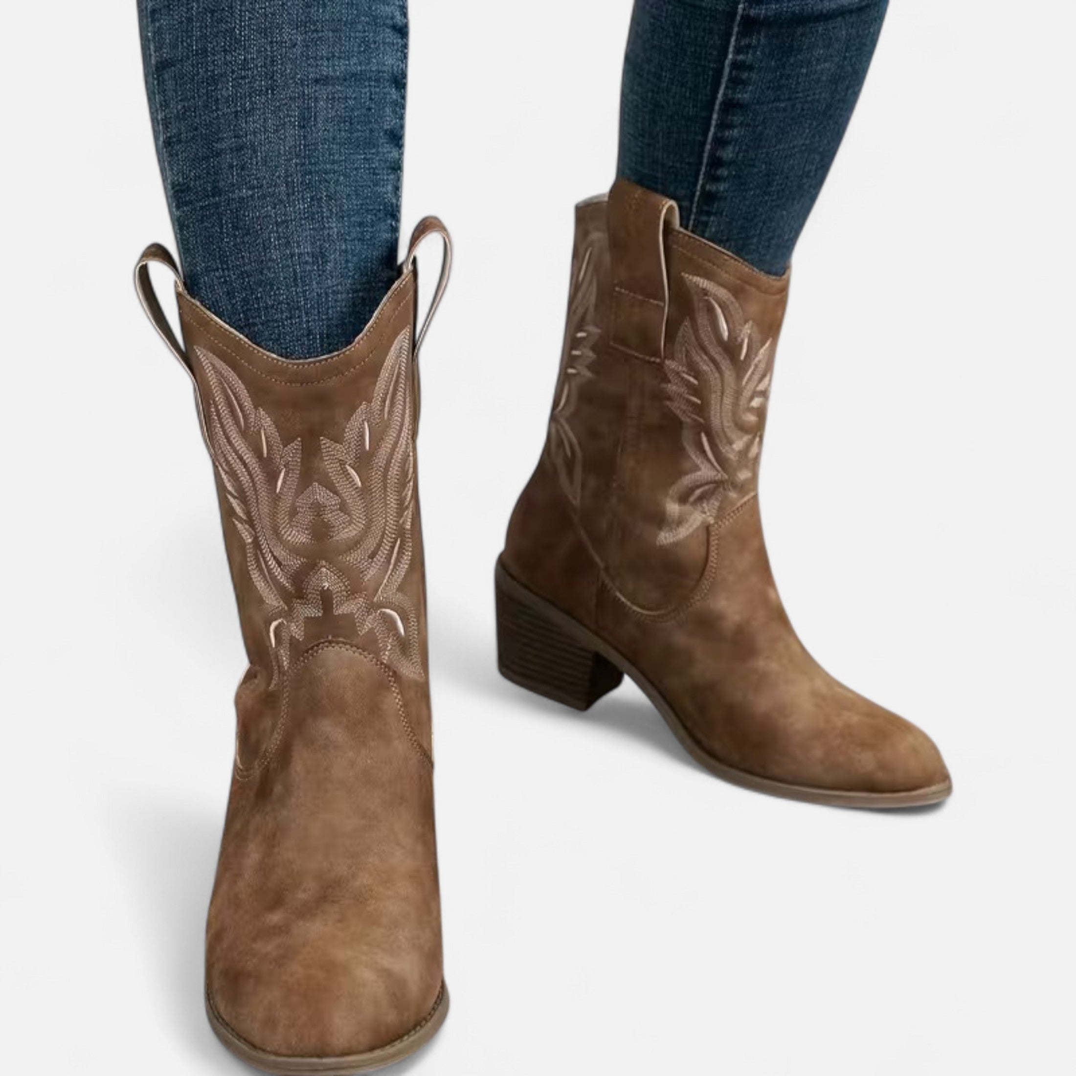 Davellia | Women’s Suede Cowboy Boots – Vintage Chunky Heel